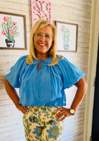 Load image into Gallery viewer, Blue Floral Mix Cropped Pants
